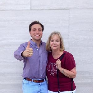 Meet your Posher, Chris